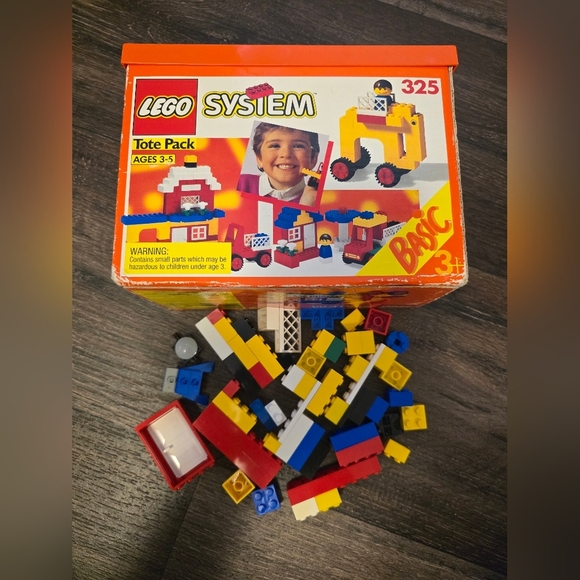 Vintage Lego Basic Tote Pack 325 1990 Box And some Legos - Picture 1 of 1